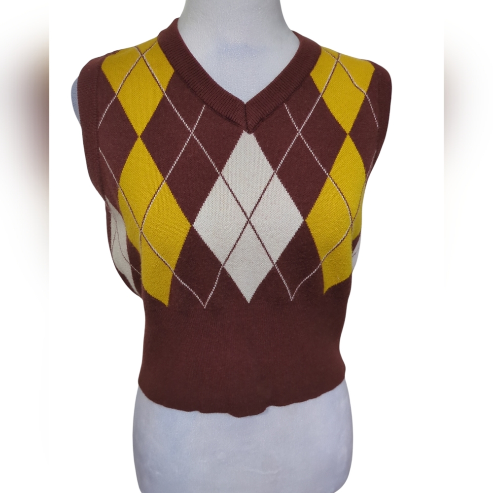 Papaya Argyle Sweater Vest in Brown Yellow and White size S